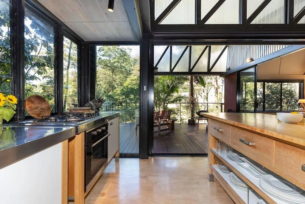 Country Creek Retreat Villa Cooroy Holiday home