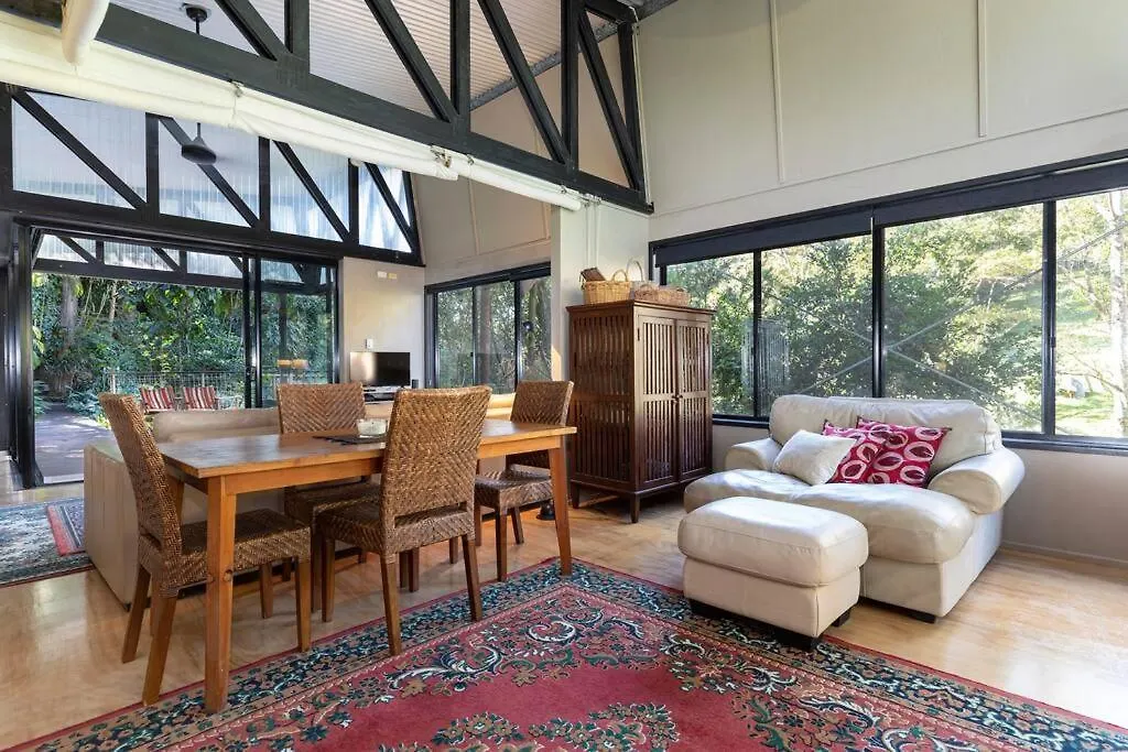 Country Creek Retreat Villa Cooroy Australia
